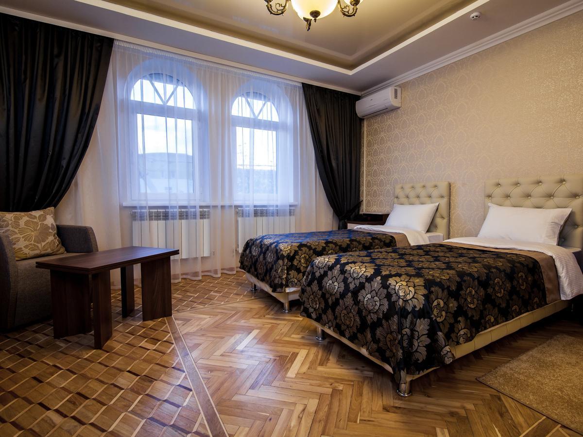 Stil 3 Hotel Chisinau Quarto foto